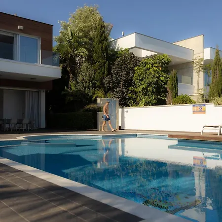 Villa Vivo Mare 3 Bedroom *