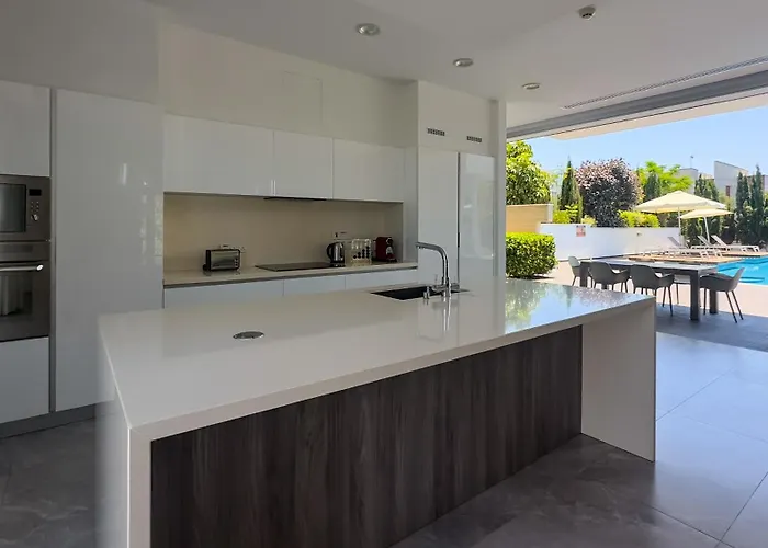 Villa Vivo Mare 3 Bedroom Ajía Nápa